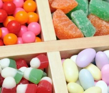 Perte de poids : les bonbons sans sucre et consort, sont-ils vraiment efficaces